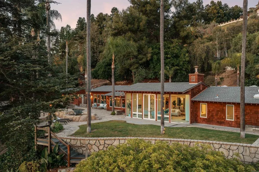 https://cdn.realtyfeed.com/cdn/127/306733928/f1c945bf75f47c8ca56995bba480155f.webp