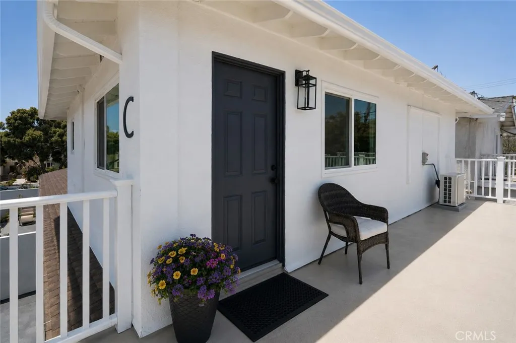 Huntington Beach, CA 92648