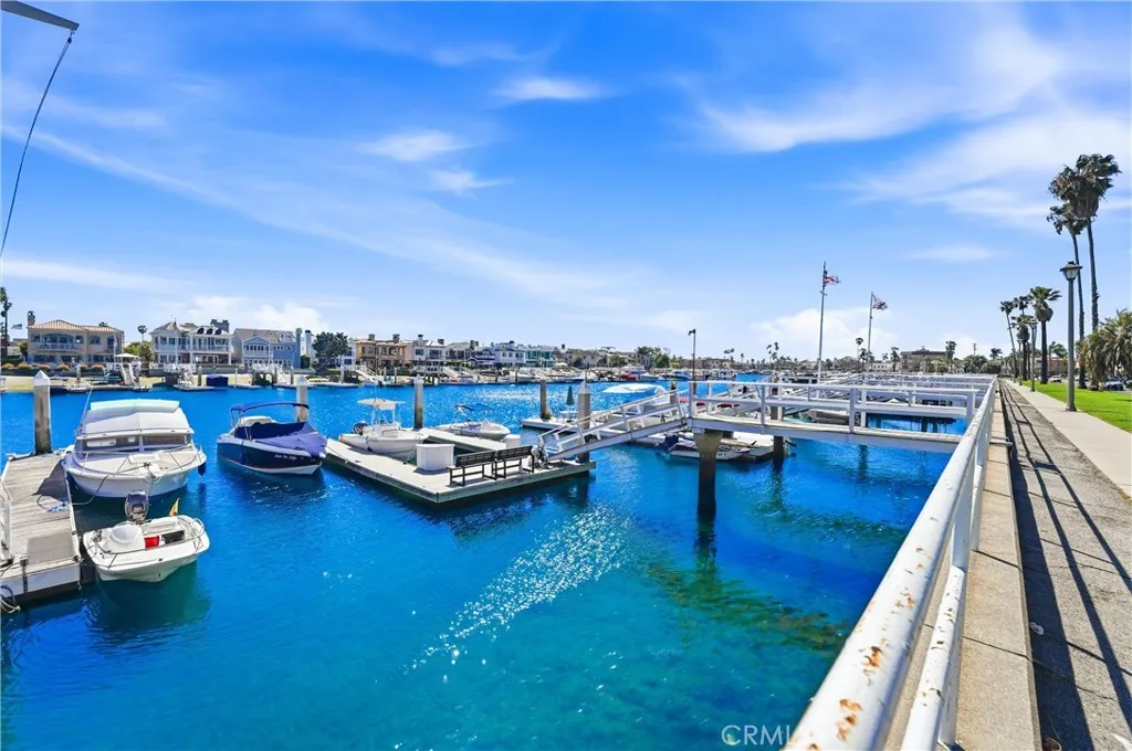 383 Bay Shore Avenue Unit 307, Long Beach, CA 90803 - Photo 2 of 38, Long Beach, CA