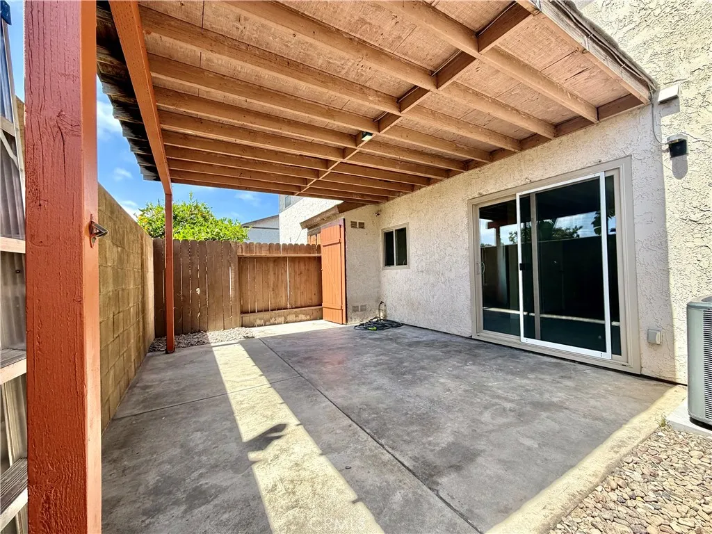 Photo #11: SR26120464 Listing: Photo #11