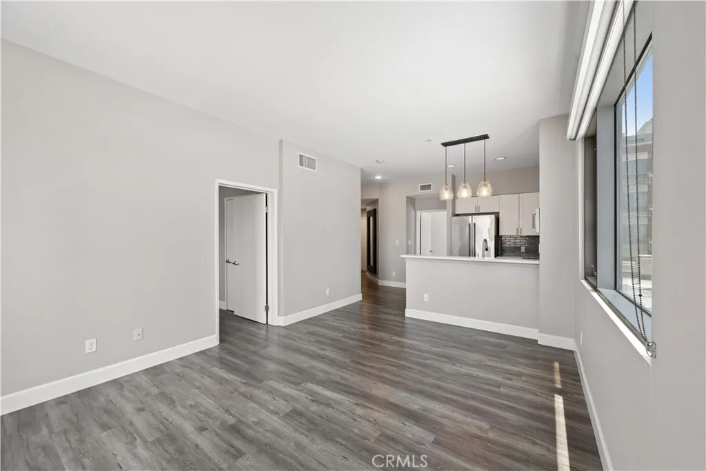 https://cdn.realtyfeed.com/cdn/127/306734021/24261aff1947778adc0ee8d2e67645fe.webp