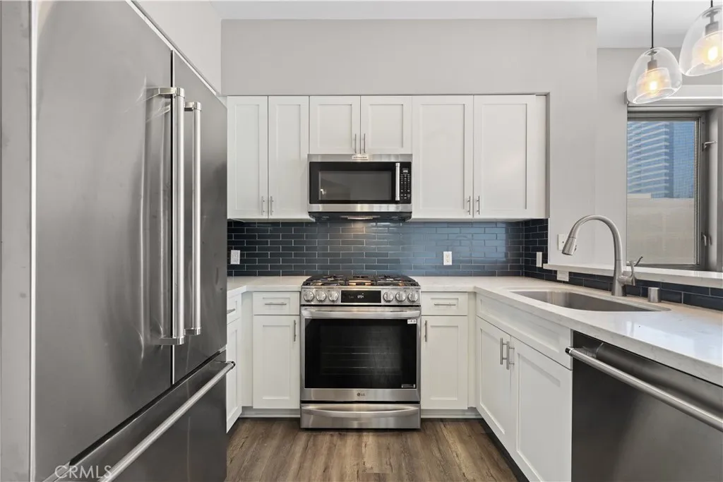 https://cdn.realtyfeed.com/cdn/127/306734021/d78fb4149bd778edff05f1dfcec1e807.webp