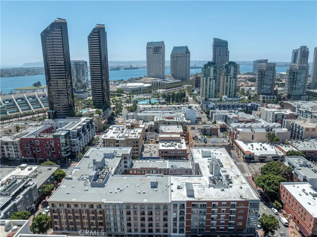 https://cdn.realtyfeed.com/cdn/127/306734021/df1999955b251679c8910de2367e2f59.webp