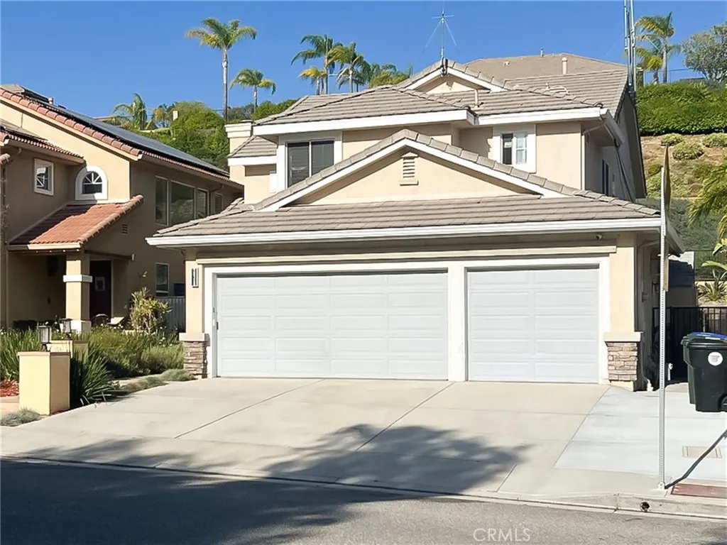 28318 Santa Catarina, Saugus, CA 91350 - Photo 2 of 29, Saugus, CA