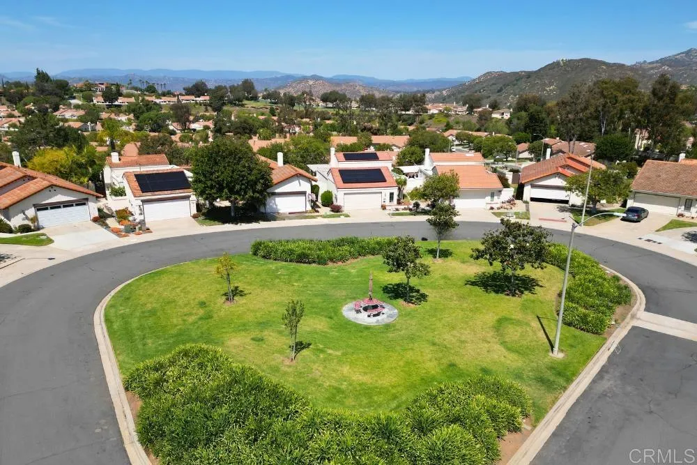 https://cdn.realtyfeed.com/cdn/127/306734117/26ed327fec4ecde793a674e93a238d3d.webp