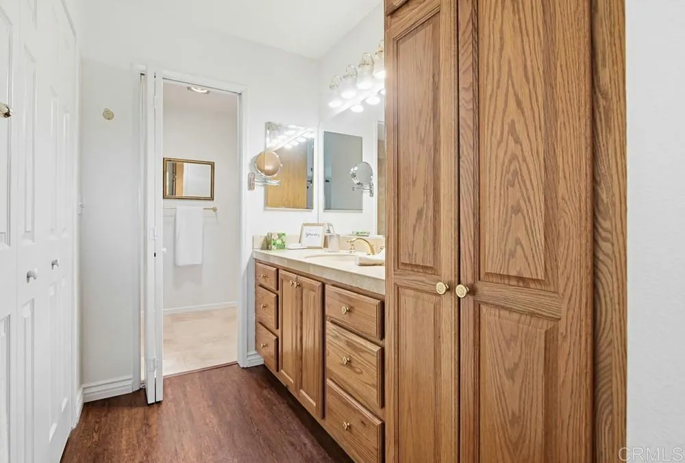 https://cdn.realtyfeed.com/cdn/127/306734117/2f2b4f5acaf5d5bb2012d84f1bf7acad.webp