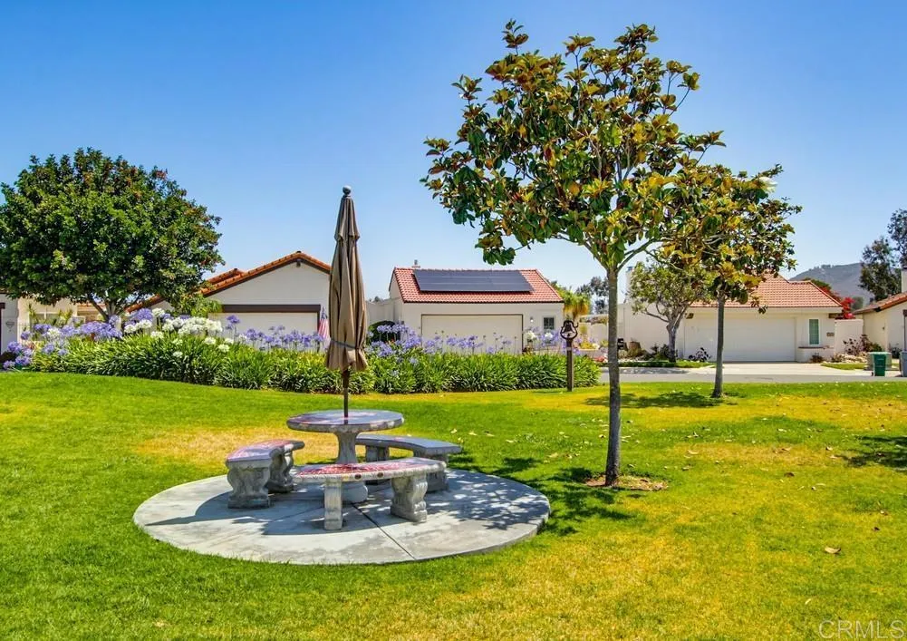 https://cdn.realtyfeed.com/cdn/127/306734117/55bd8782f7a613f6e1bce8f735bcc923.webp