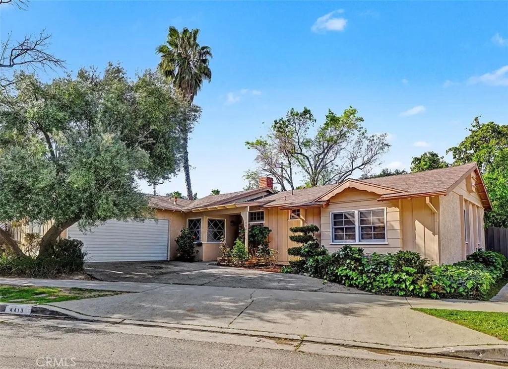 Woodland Hills, CA 91364
