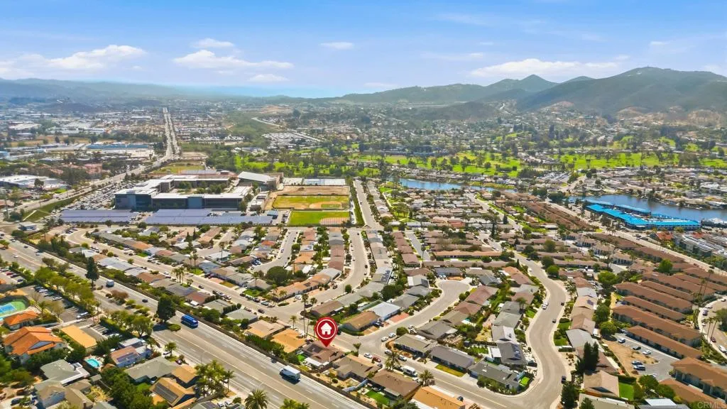 https://cdn.realtyfeed.com/cdn/127/306734179/90c7b99bd6a1411110579c2420e0f9d3.webp