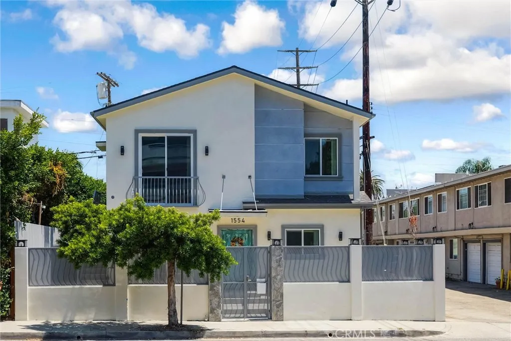 Los Angeles, CA 90025