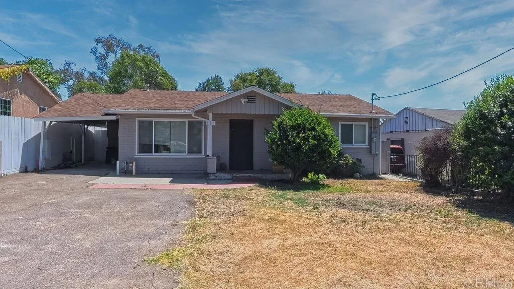 Vista, CA 92084