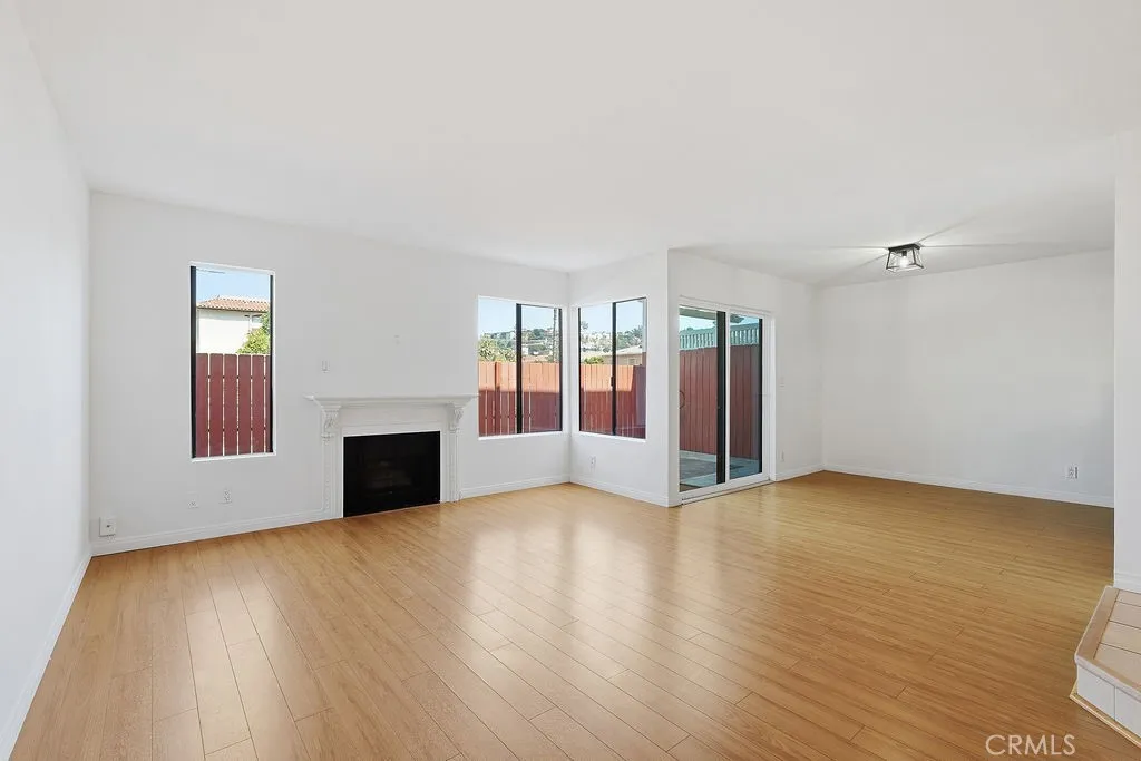 1000 E Windsor Road Unit 9, Glendale, CA 91205 - Photo 4 of 19, Glendale, CA