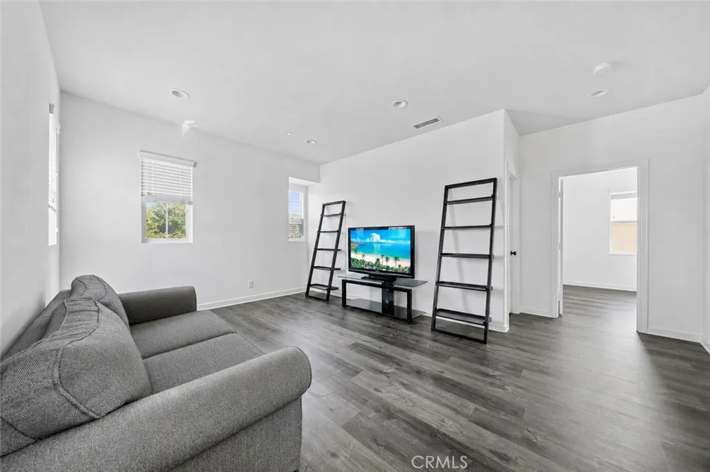 Ontario, CA 91761