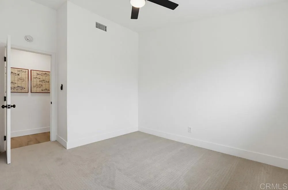 https://cdn.realtyfeed.com/cdn/127/306734293/39c77c7dfa404e95f9011402d4878797.webp