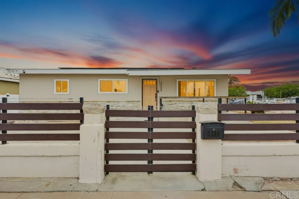 https://cdn.realtyfeed.com/cdn/127/306734293/39eb1c3eaace6311aa87be4d1b6ea528.webp