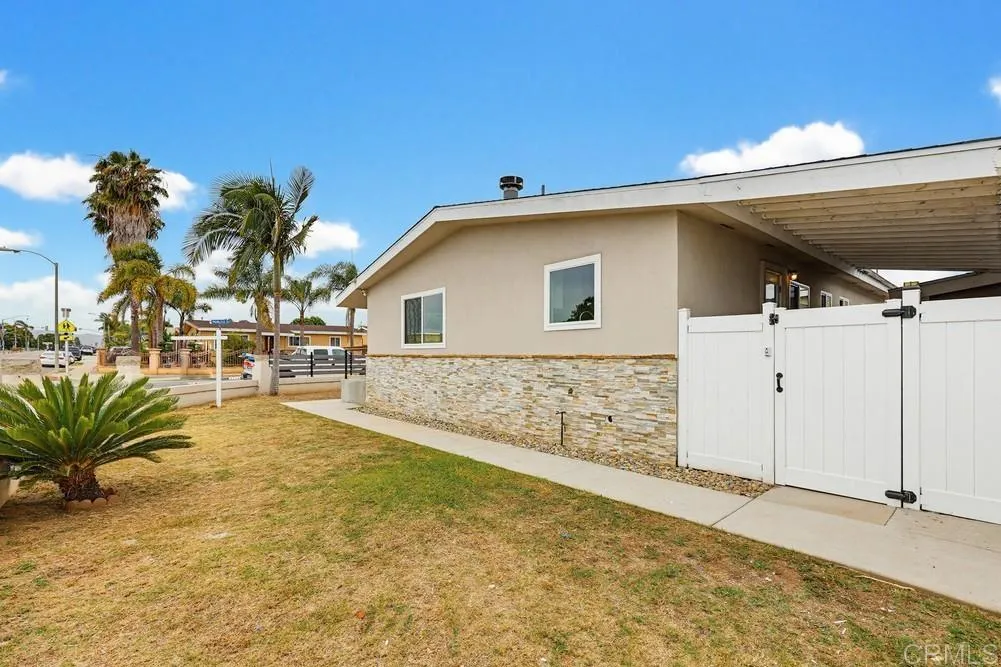 https://cdn.realtyfeed.com/cdn/127/306734293/921c91a101e240d77fd7fe712204d1b8.webp