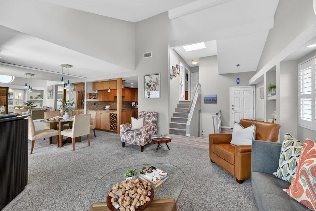 https://cdn.realtyfeed.com/cdn/127/306734294/00d25539a70d97db813b67062c91c35f.webp