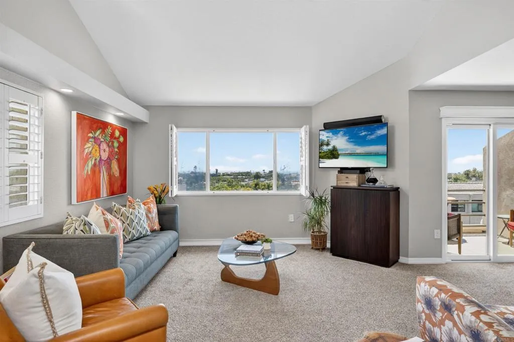 https://cdn.realtyfeed.com/cdn/127/306734294/2163e2115ab1413987ce431a79d7bf85.webp