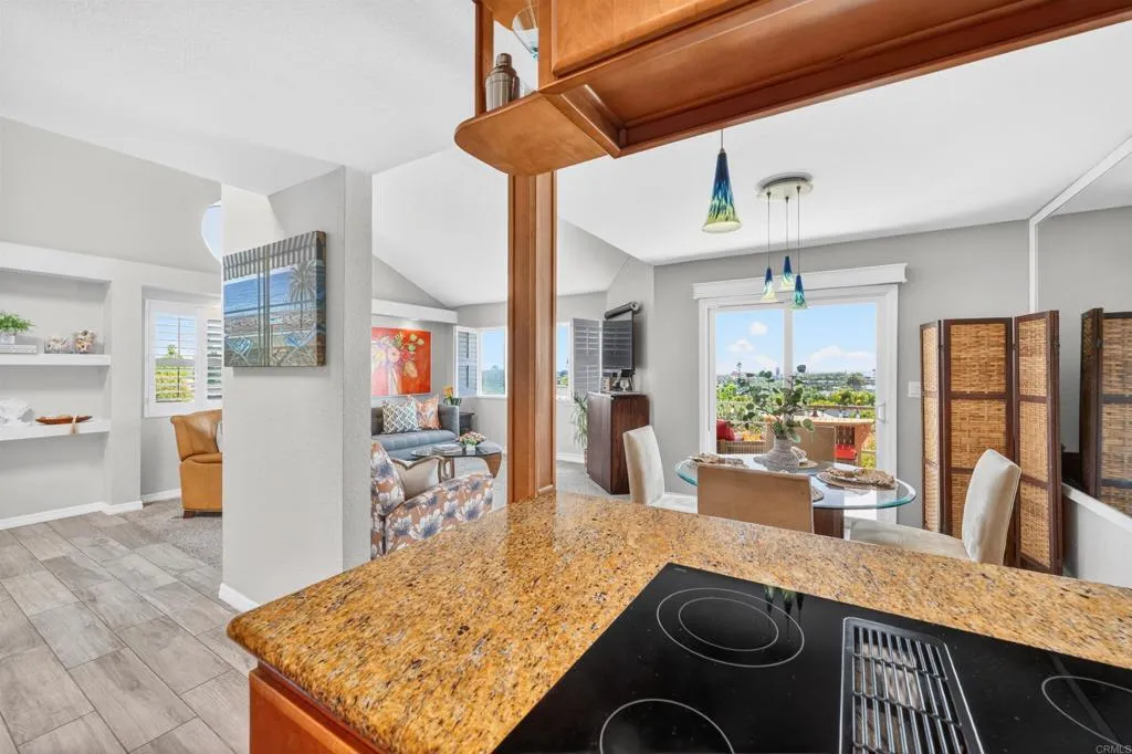 https://cdn.realtyfeed.com/cdn/127/306734294/6de120df933dc3d0eaf0119332b2e61b.webp