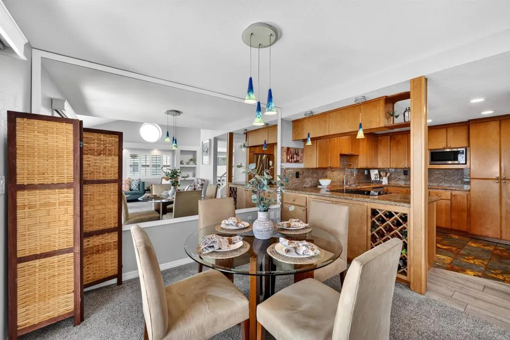 https://cdn.realtyfeed.com/cdn/127/306734294/c75999f8f508caeaa56e00025bae7192.webp