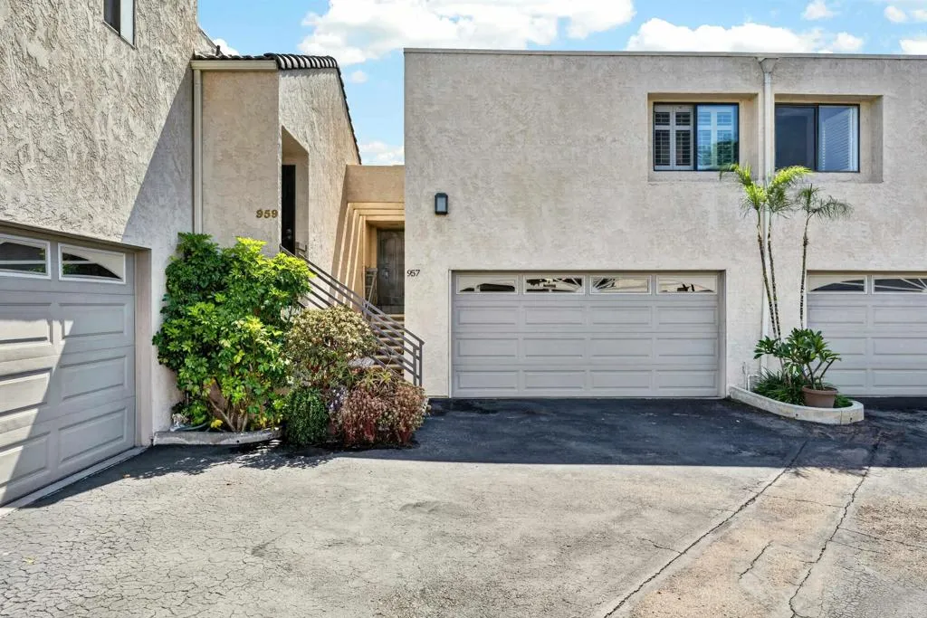 https://cdn.realtyfeed.com/cdn/127/306734294/f667cb5d5559bdb67e17f08f63e675e6.webp