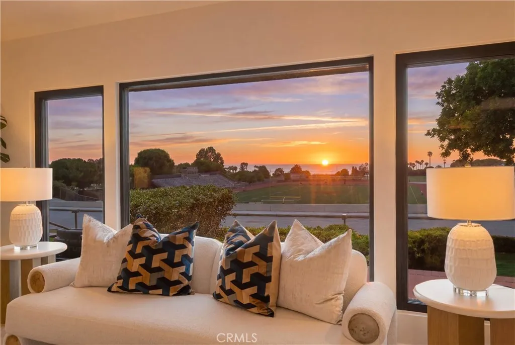 Palos Verdes Estates, CA 90274