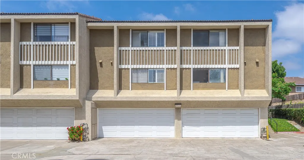 Costa Mesa, CA 92627