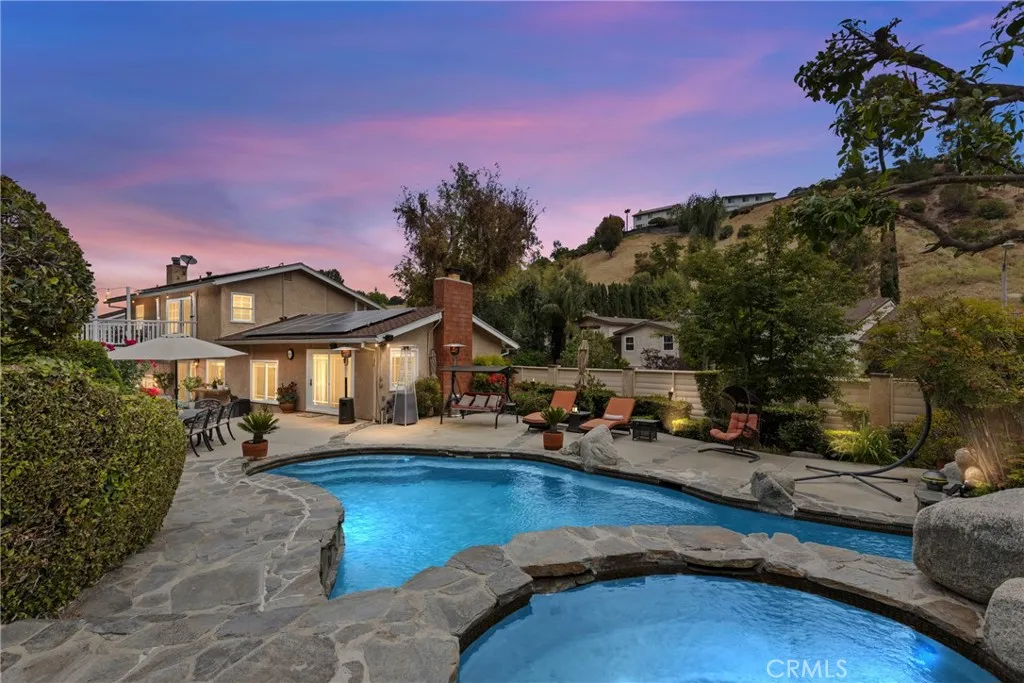 Woodland Hills, CA 91364