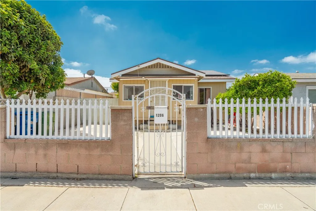 Wilmington, CA 90744