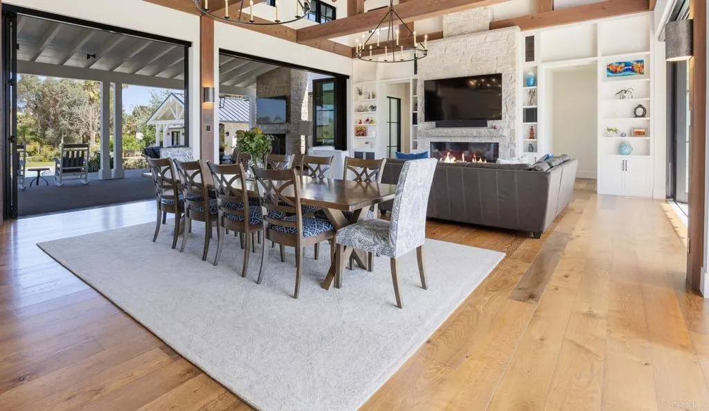 https://cdn.realtyfeed.com/cdn/127/306734311/2ca4b5f228b1e7fb74e4ee647873d28b.webp