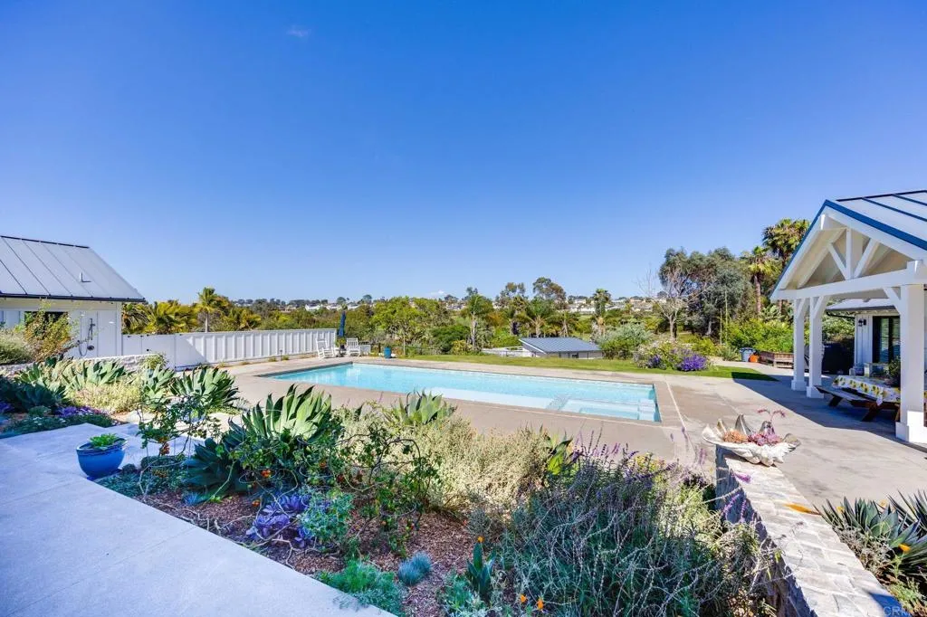 https://cdn.realtyfeed.com/cdn/127/306734311/543b3d65cba167a25b3c158caec6b7c8.webp