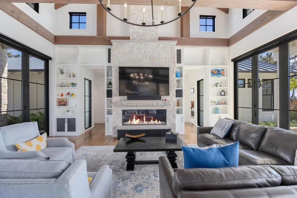 https://cdn.realtyfeed.com/cdn/127/306734311/61a9129ff5b7de5ea6fa0773776936f7.webp