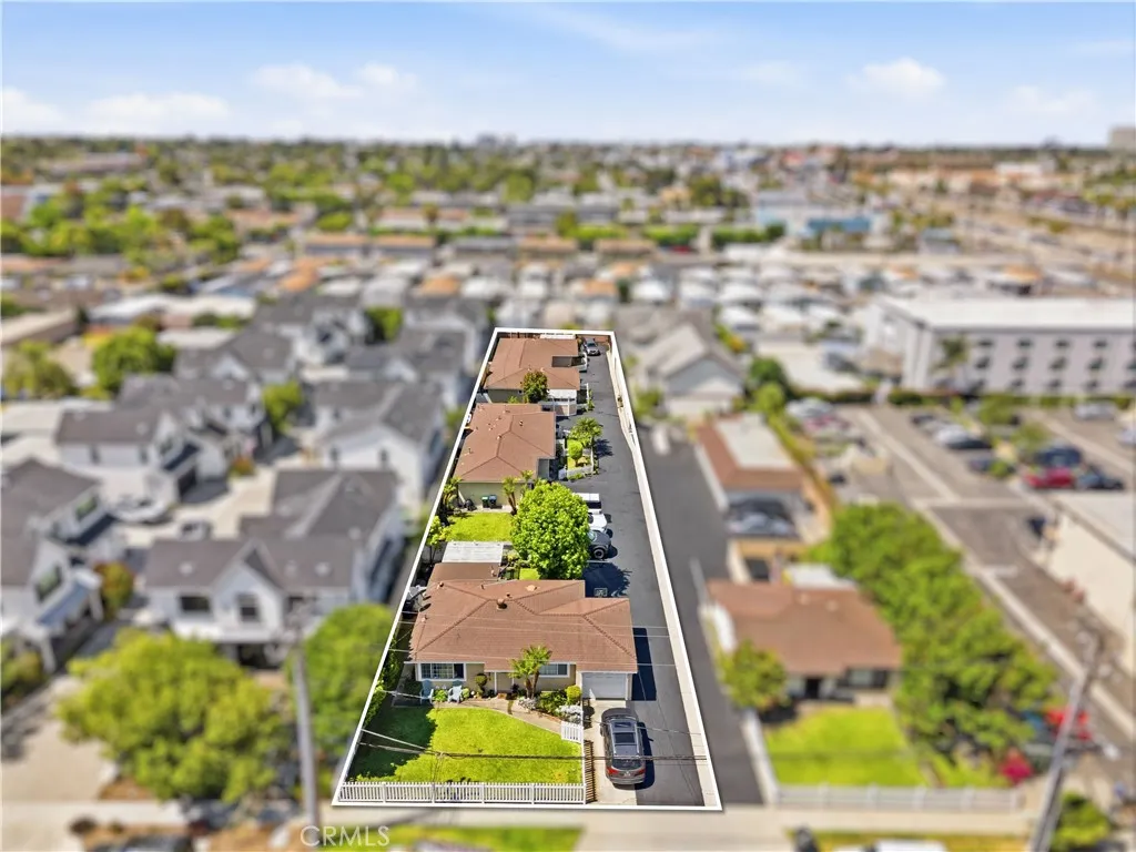 131 E 21st Street, Costa Mesa, CA 92627 - Photo 4 of 35, Costa Mesa, CA