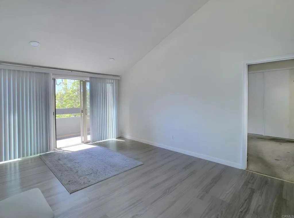 https://cdn.realtyfeed.com/cdn/127/306734344/09f3140ea59b65aeaf9c06f01a3c95f7.webp