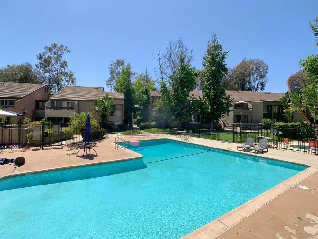 https://cdn.realtyfeed.com/cdn/127/306734344/da5ec064b1857e3b957fdc7fa8628ce2.webp