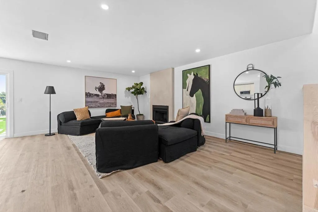 https://cdn.realtyfeed.com/cdn/127/306734380/4bacf091b07237d5b57fc7854c1419f2.webp