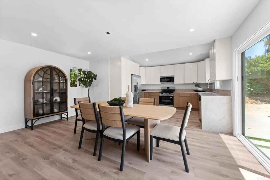 https://cdn.realtyfeed.com/cdn/127/306734380/4c1b77fe7ea26709a0e5888be0b13612.webp