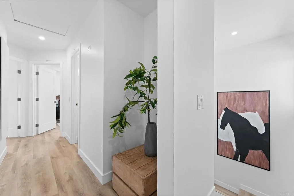 https://cdn.realtyfeed.com/cdn/127/306734380/91cb237baff4f3362ba84f1d655d89a0.webp