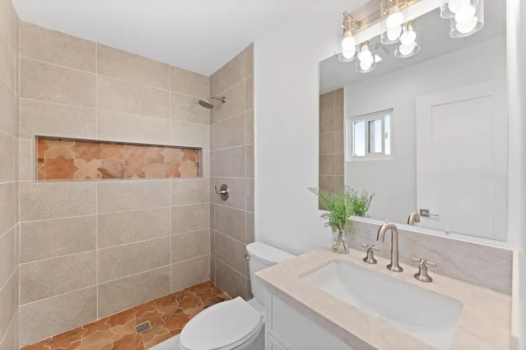 https://cdn.realtyfeed.com/cdn/127/306734380/baa1210e025c33330731fdd18d8fa13c.webp