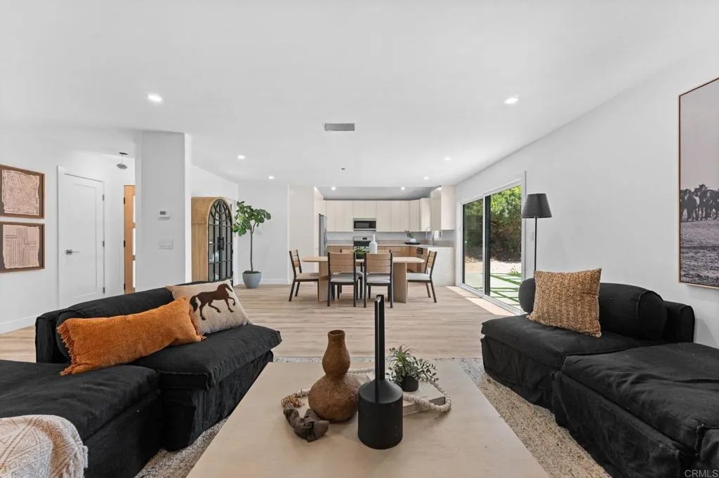 https://cdn.realtyfeed.com/cdn/127/306734380/eaf6a5027699569caa067521e34fff5a.webp