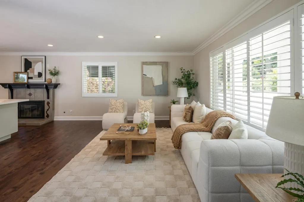 https://cdn.realtyfeed.com/cdn/127/306734434/67e5648f446ea761097fd54037efd87b.webp