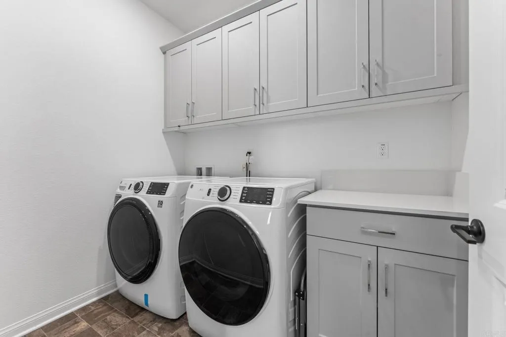 https://cdn.realtyfeed.com/cdn/127/306734443/da0567fdbf48796ef1dfd5d1829ee019.webp