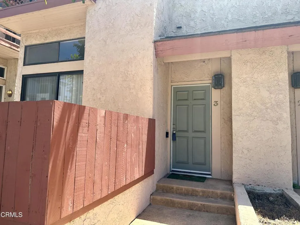 Los Angeles, CA 91304