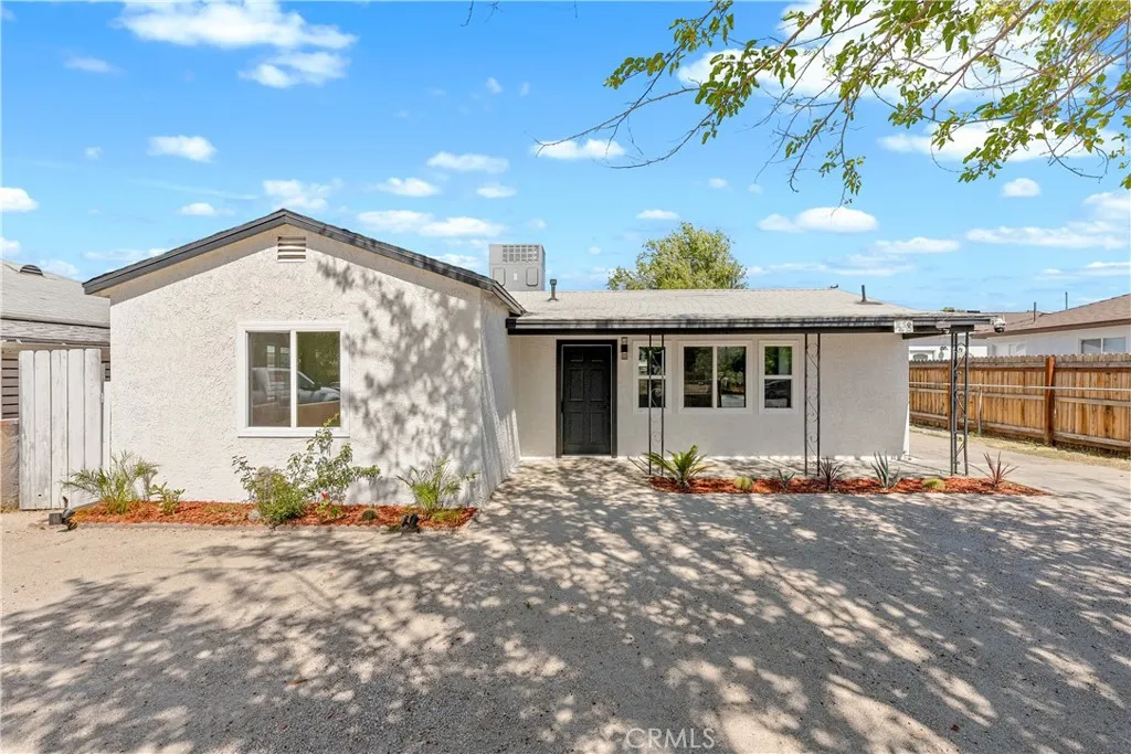 Lancaster, CA 93534
