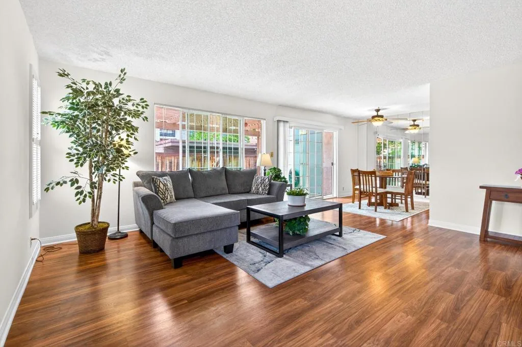 https://cdn.realtyfeed.com/cdn/127/306734506/3a8b58bfb8d5185e4b06477210c68fbd.webp