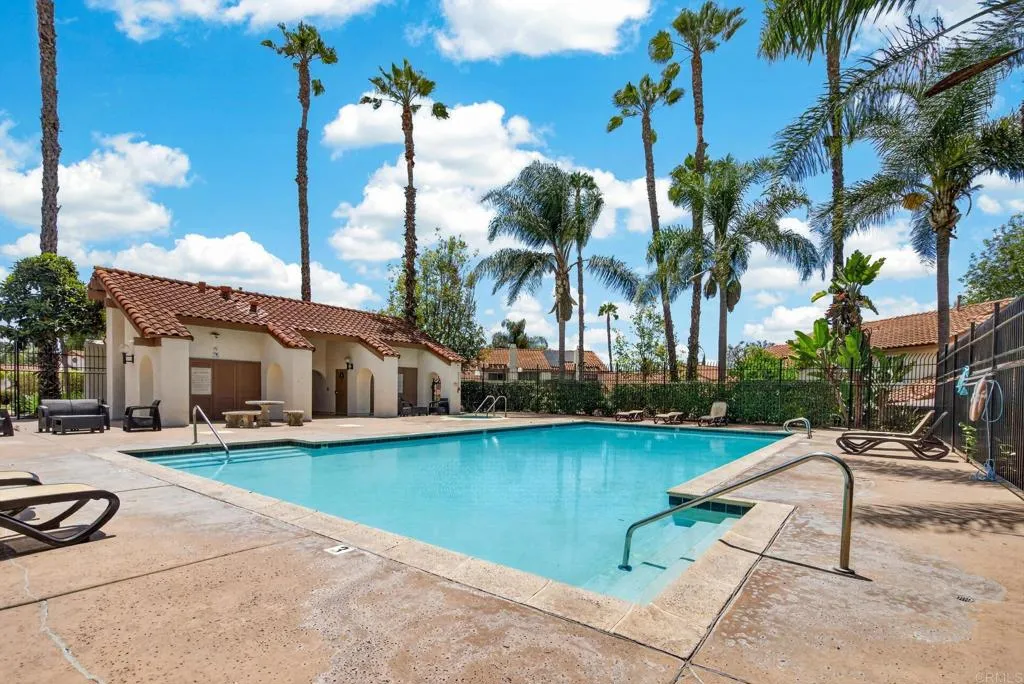 https://cdn.realtyfeed.com/cdn/127/306734506/820866c76daee89e4a27c07a328b895c.webp