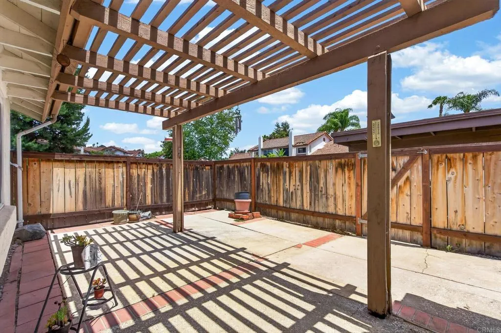 https://cdn.realtyfeed.com/cdn/127/306734506/c569dacef5bc7b3f28586b59b3d84ba7.webp