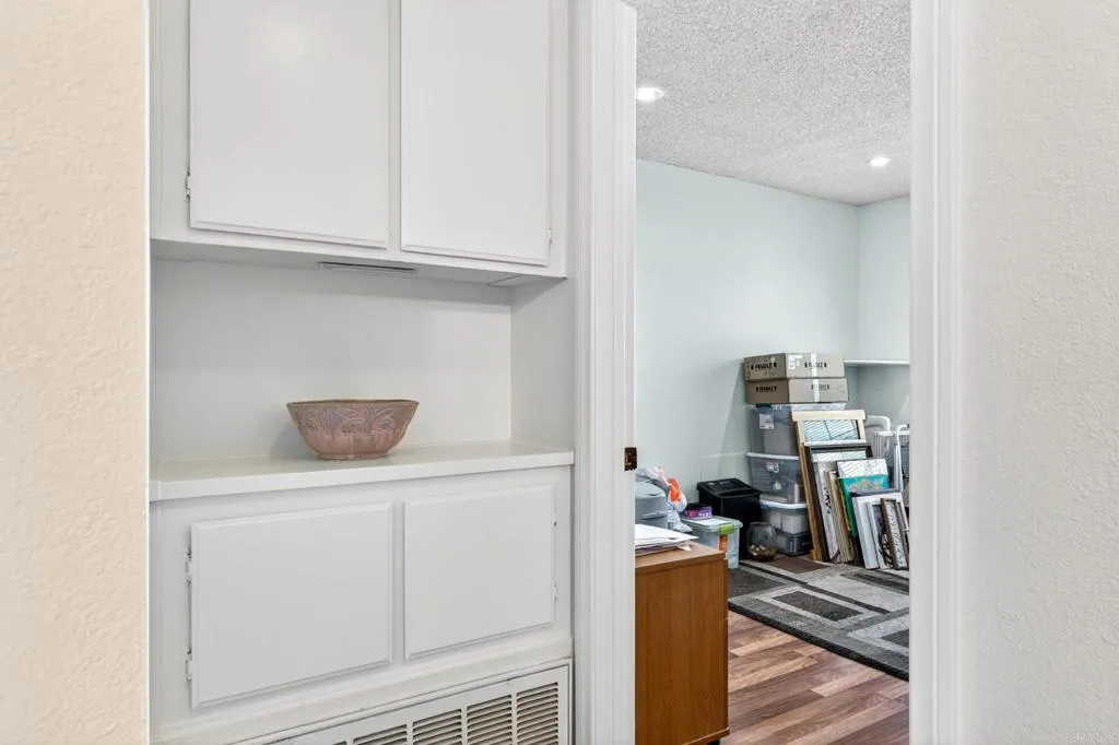 https://cdn.realtyfeed.com/cdn/127/306734506/d0b0dbe5ec0b7d2bb21eef4e6e9b666e.webp