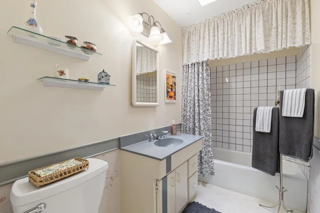 https://cdn.realtyfeed.com/cdn/127/306734507/257932558b13329caff5243f4325a13a.webp