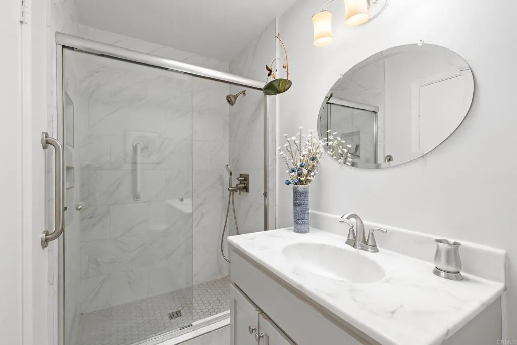 https://cdn.realtyfeed.com/cdn/127/306734507/4e0c9cbccd7a8c70f20b738f8b519fbf.webp